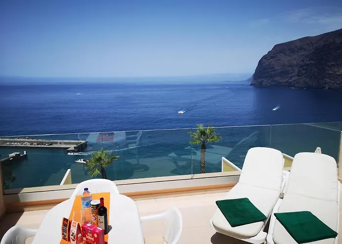 Magical Apt. With Sea View & Cliff