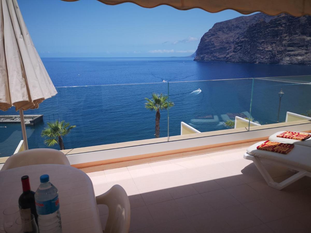 Apartament Magical Apt. With Sea View & Cliff