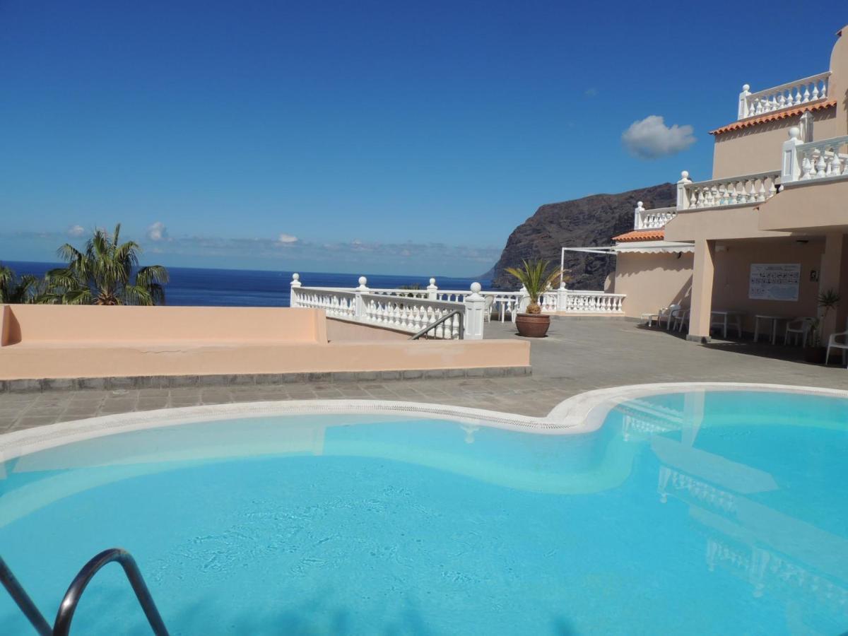 Magical Apt. With Sea View & Cliff *